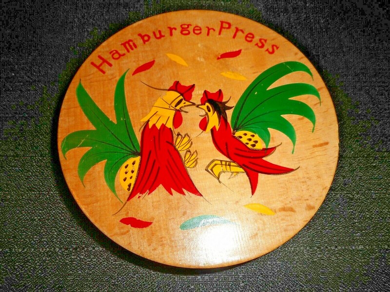 TRANSCO Round Wooden Hamburger Press Roosters Fighting Hanging Hinged MCM Japan gallery
