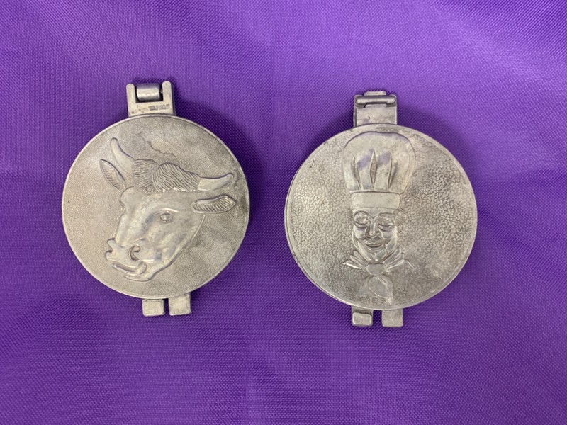 KITCHEN TOOLS - 2 Vintage Aluminum BULL & CHEF Hamburger Press Metal Burger Mold gallery
