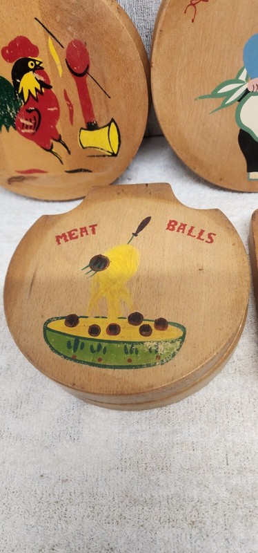Lot Of 5 Vintage Wooden Hamburger & meatball Presses gallery