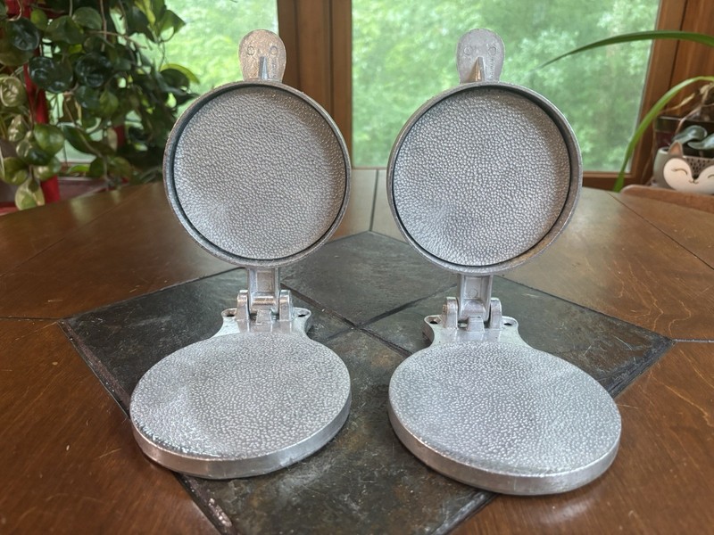 2 Vintage 50's Cast Aluminum Adjustable Heavy Commercial HAMBURGER PRESS 4.5" gallery