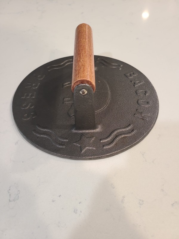 Bellemain Bacon Press 8.5in Round Heavy-duty Cast Iron Grill Press for Perfectly gallery