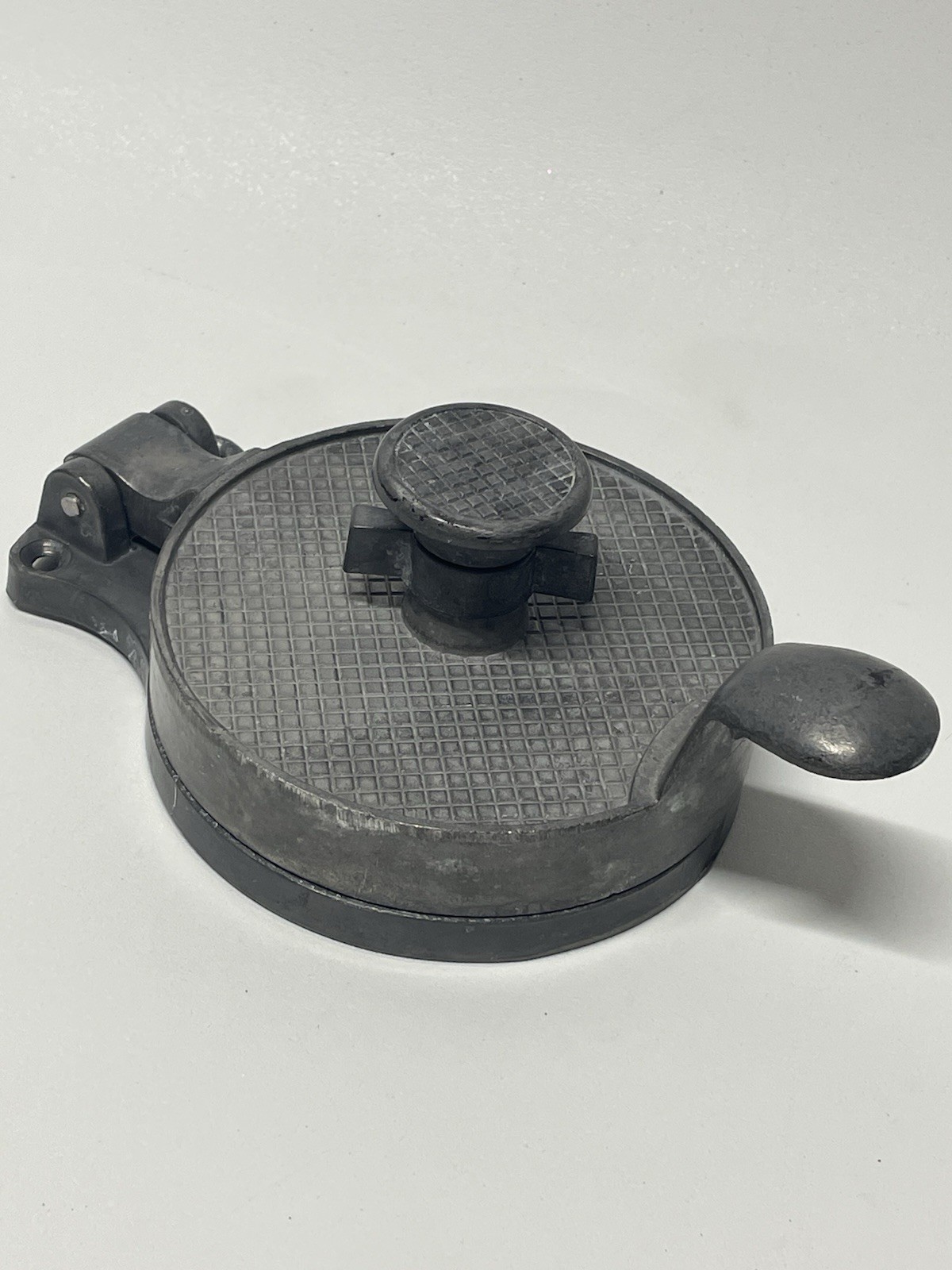 Vintage Retro Hinged Adjustable Aluminum Hamburger Press 4.5" Wide Mountable gallery