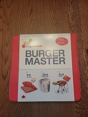 Burger Master Press and Freezer Container (8 quarter pounders) Shape+Store – NEW