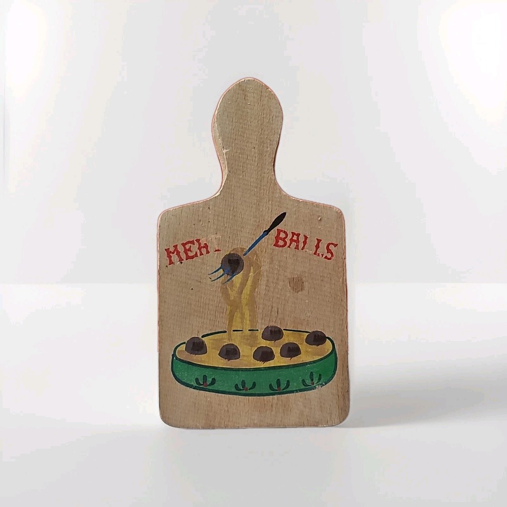 VINTAGE Wooden Meatball Press for 6 meatballs / decorative / cutting board