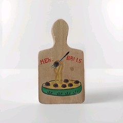 VINTAGE Wooden Meatball Press for 6 meatballs / decorative / cutting board