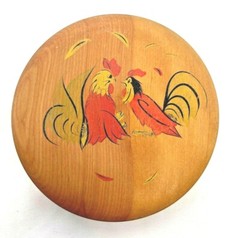 Vintage Wooden Hamburger Press Two Fighting Roosters Chickens Multi Color 5.5″W