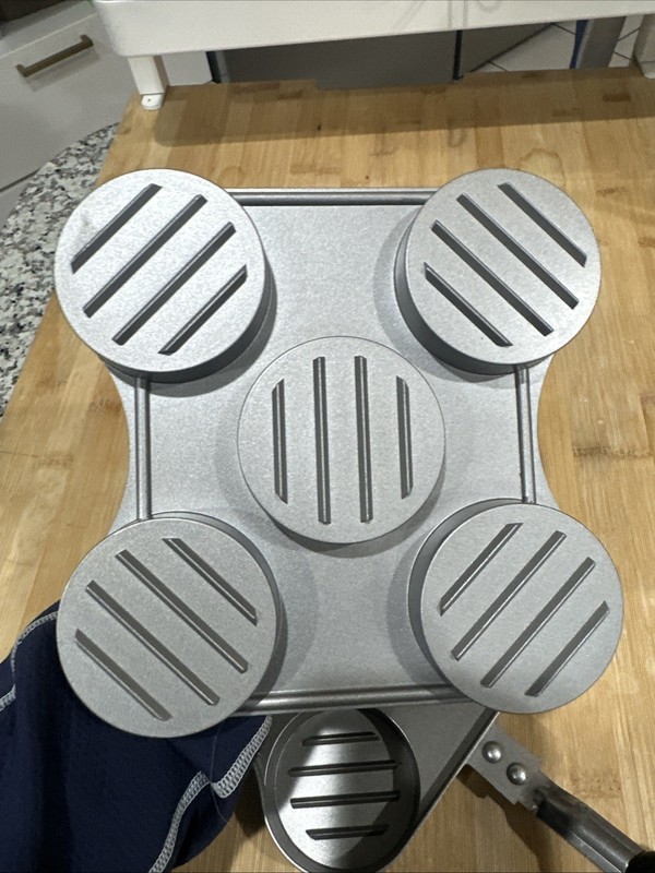 BIG CITY SLIDER STATION 5-PATTY BURGER PRESS NON-STICK MAKER PAN--NEW NWOT * gallery