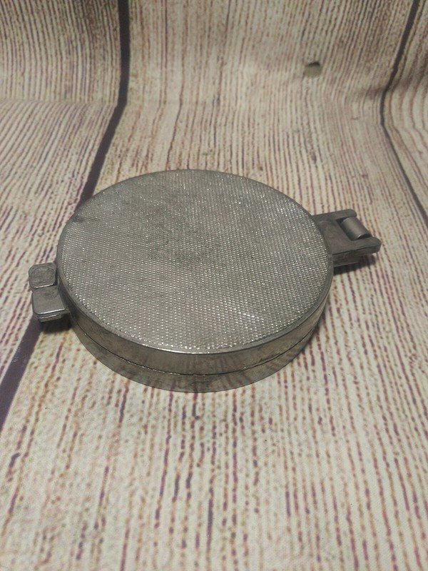 Vintage PROGRESSUS Meat Press Patty Maker 1968 gallery