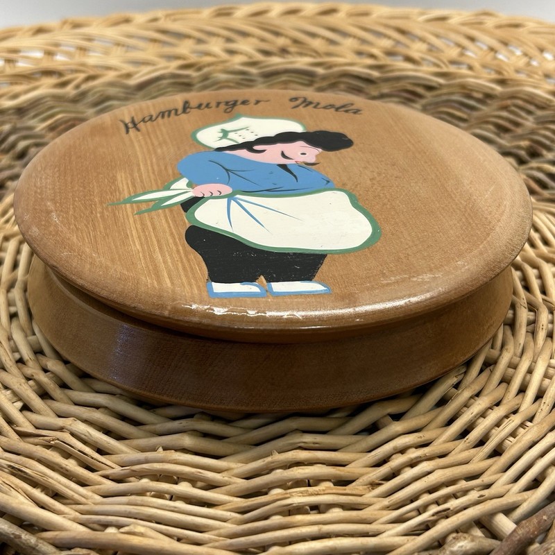 Vintage 1950s Wood Hamburger Mola Press Mold Chef Motif Hinged gallery