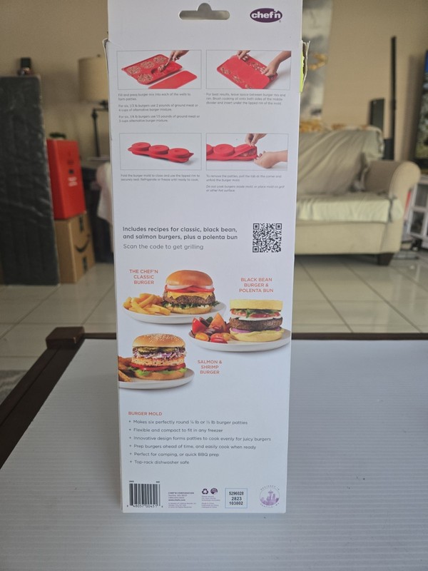 Chef'n Shape + Store Burger Mold 3 Burger Fold & Freezer Red Silicone Container gallery