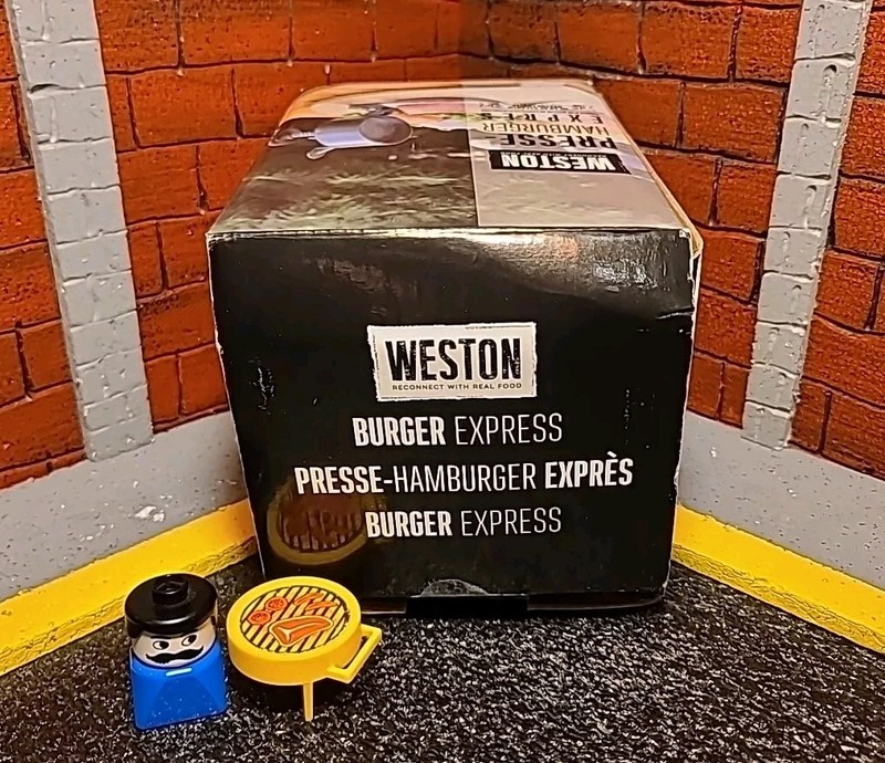 NEW Weston Burger Express Burger Press w/ Patty Ejector Model 07-0310-W gallery