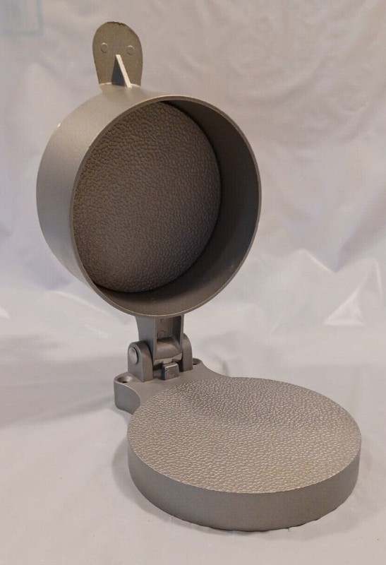 Weston Burger Hamburger Press , Makes 4 1/2" Patties, 1/4lb to 3/4lb Basic Model gallery
