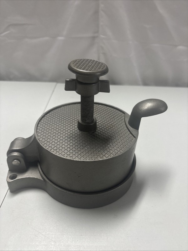Heavy Duty Aluminum Burger Press Adjustable Thickness From 1/4 Inch To 1 Inch gallery