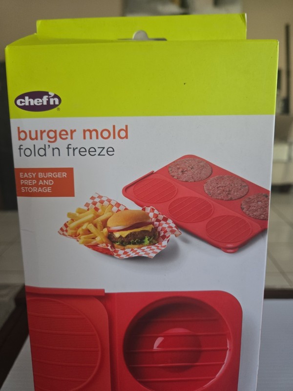 Chef'n Shape + Store Burger Mold 3 Burger Fold & Freezer Red Silicone Container gallery
