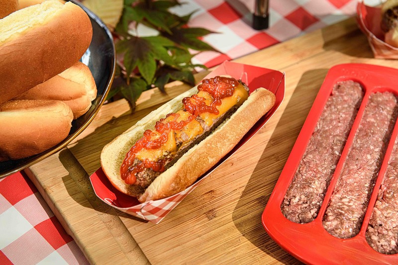 Mobi Hot Dog Shaped Hamburger Mold gallery