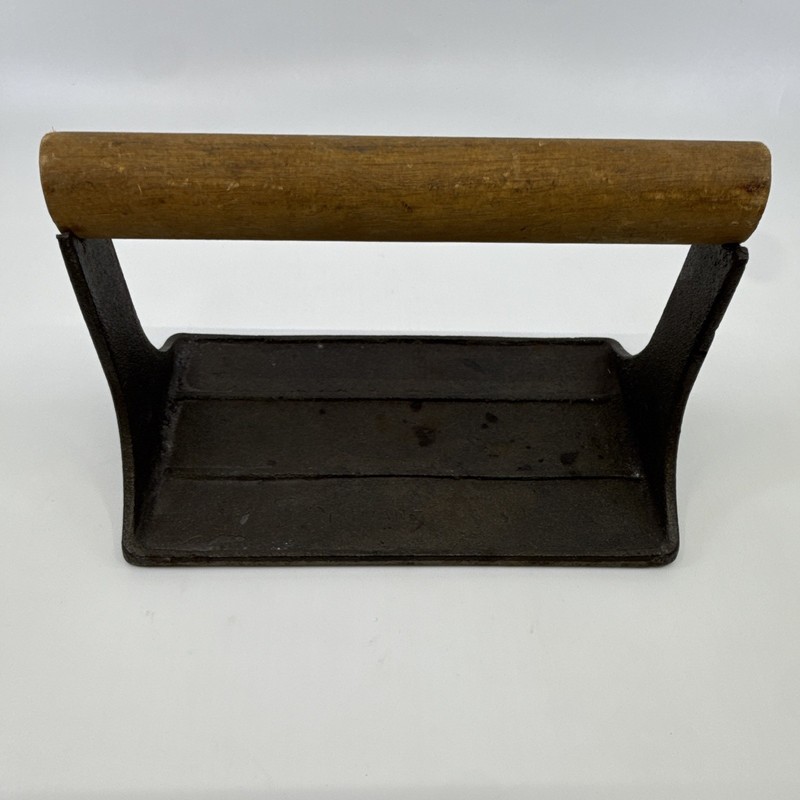 Cast Iron Bacon Press w/ Wood Handle, Pig Design, Large 7 in Antique gallery