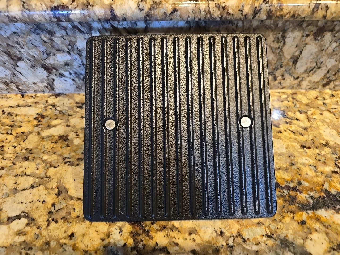 Pampered Chef Cast Iron Press gallery