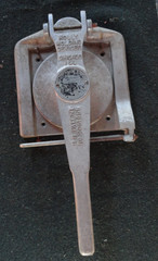 HAMBURGER MOLD PRESS VINTAGE 5″ PATTY BY HOLLY MOLDING DEVICES USA WORKS GREAT