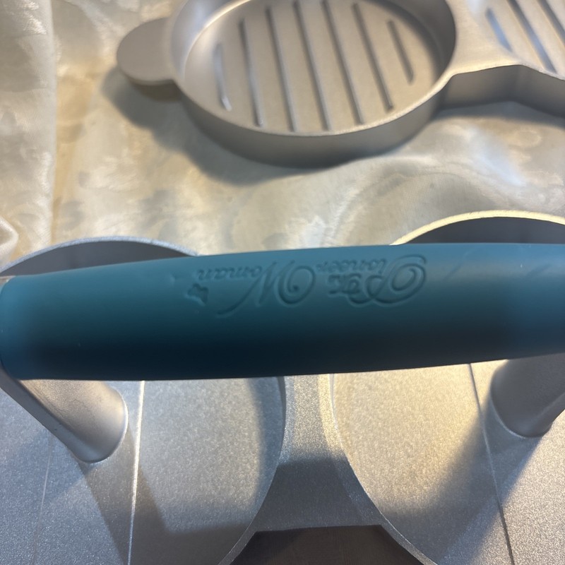 Pioneer Woman Double Burger Press Timeless Beauty Aluminum Teal Green gallery