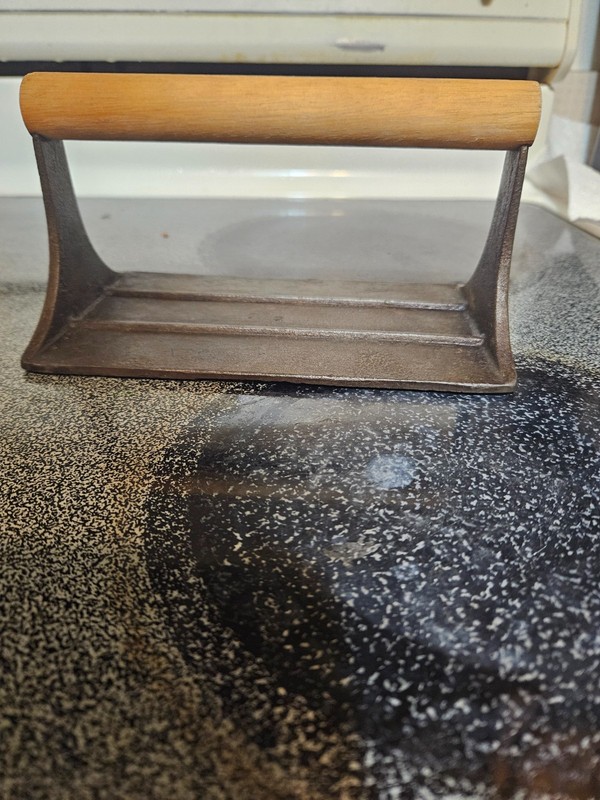 BACON PRESS Cast Iron With A Wooden Handle. 7 x 4 Inches gallery