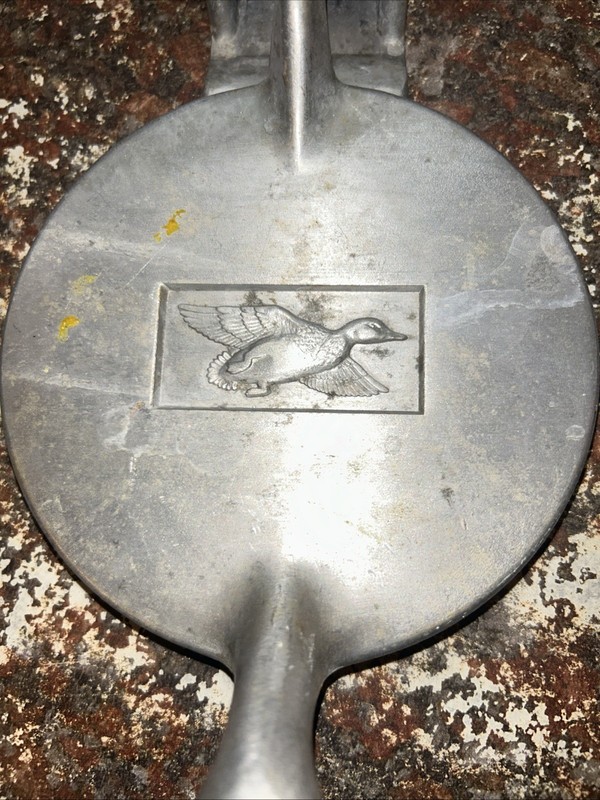Vintage Aluminum 5" Hamburger / Tortilla Press Mallard Duck Design gallery