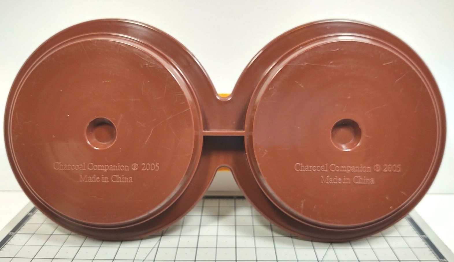Charcoal Companion Hamburger Patty Press Mold (Makes 2 Patties) 2005. gallery