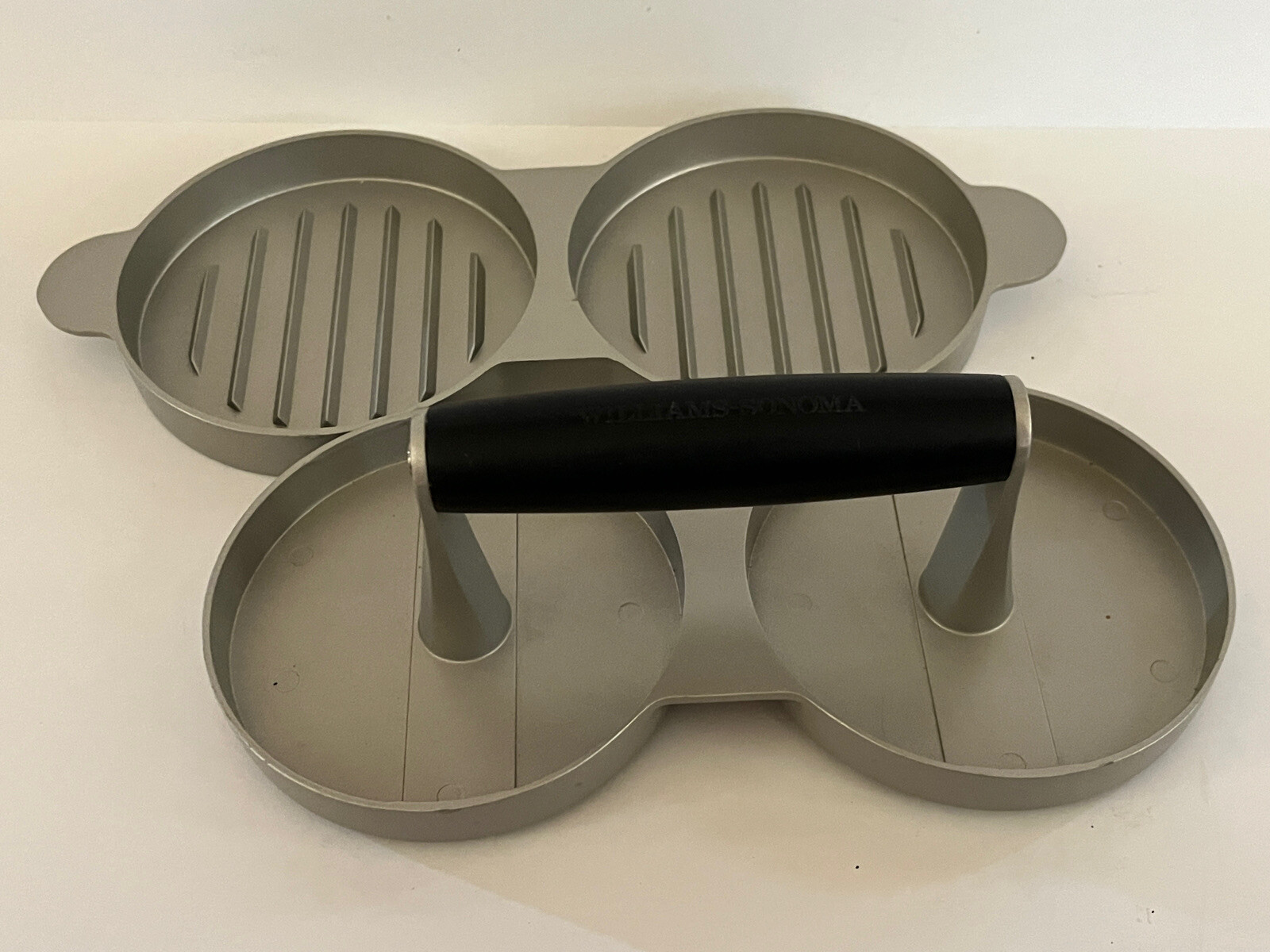 Williams Sonoma Double Burger Press Grill Marks Handle Silver Aluminum gallery