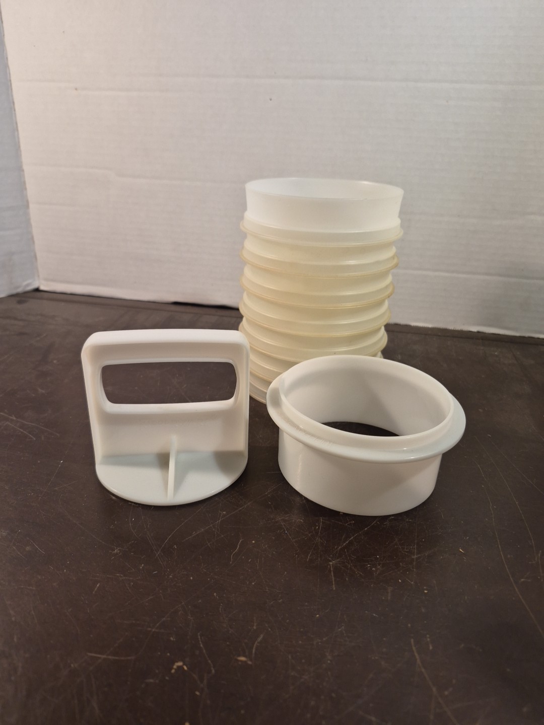 Vintage Tupperware 4" Hamburger Patty Press / Ring & 7 Freezer Keepers NO LID!! gallery