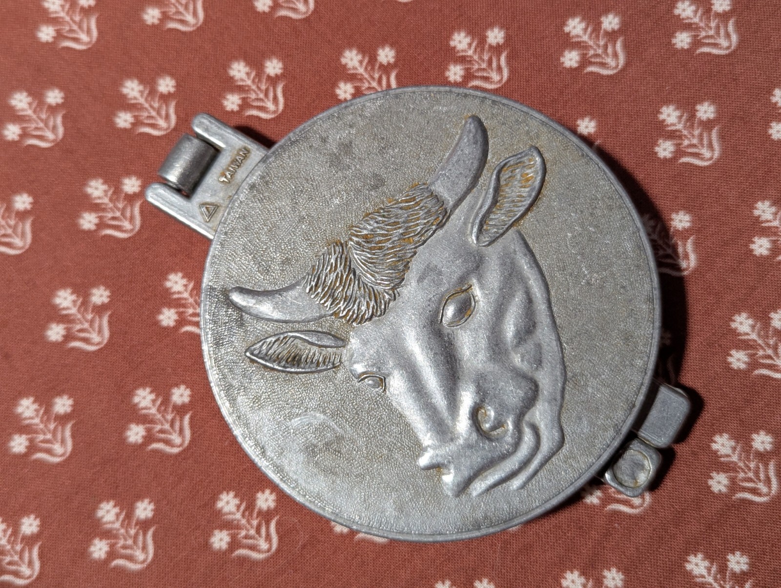 Taiwan Vintage Farm Decor, Metal Hamburger Patty Press, Cow, Steer, Embossed gallery