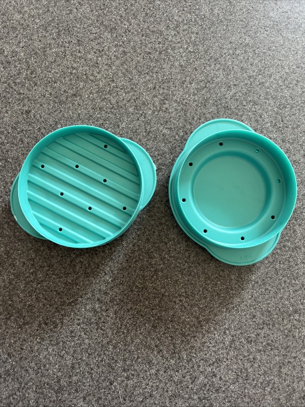 Tastefully Simple 3-in-1 Burger press gallery
