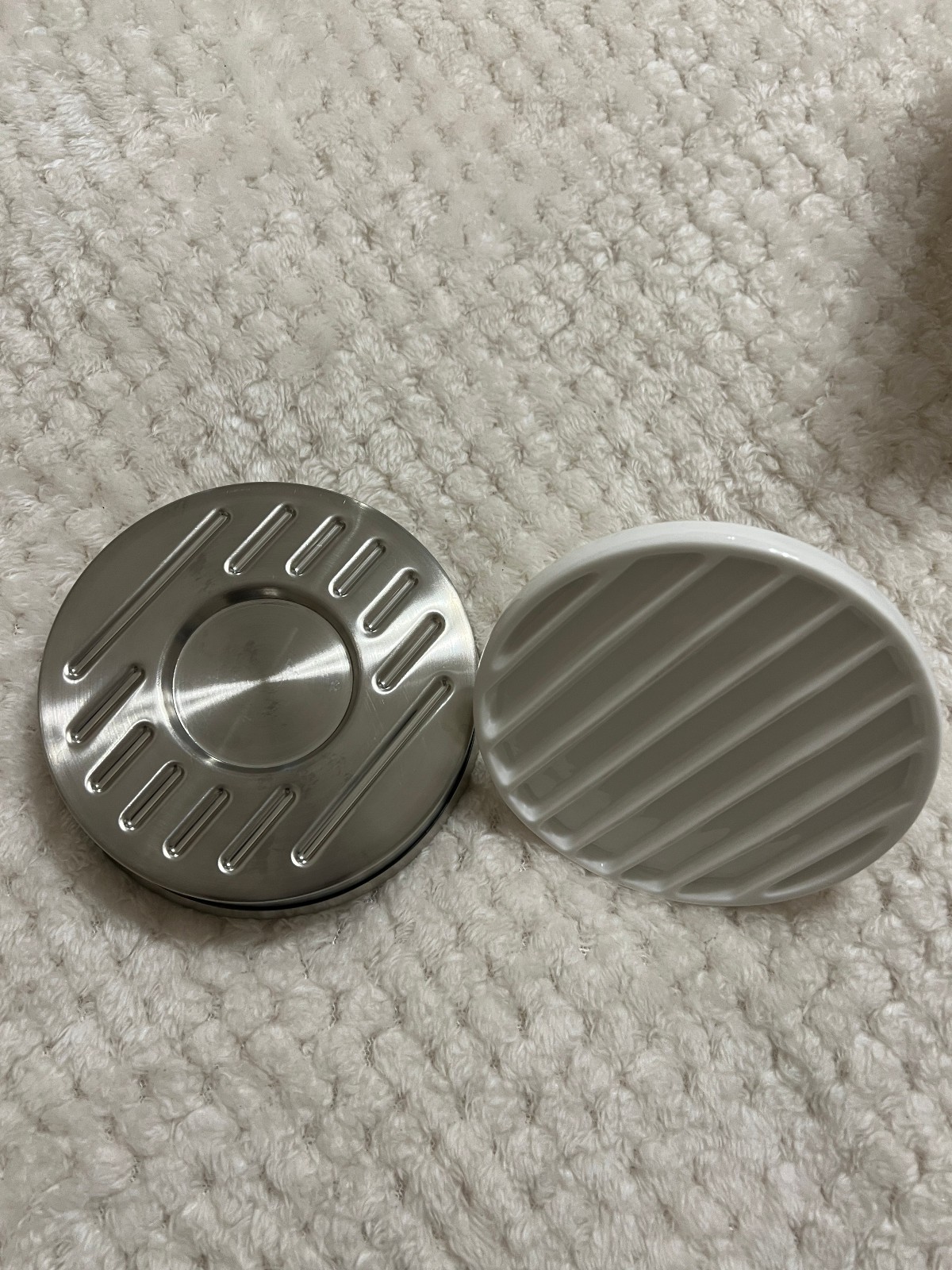 Meykers Porcelain Burger Press 5" Hamburger Patty Press Burger Mold Ring EUC gallery