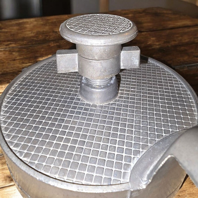 Vintage Aluminum Hamburger Mold Adjustable Ideal Kitchenware Gadget (OP2) gallery