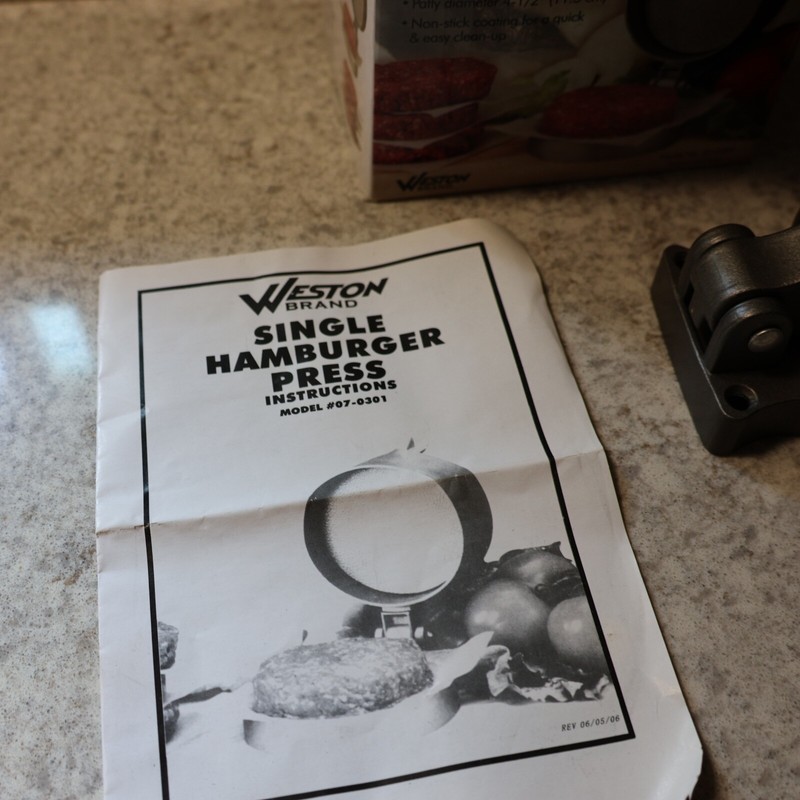 Weston Single Hamburger Adjustable Press Non-stick Aluminum Model 07-0301 gallery
