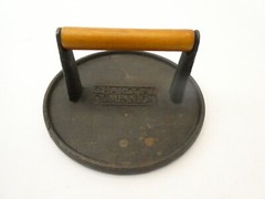 Charcoal Companion Cast Iron Metal Wood Handle Hamburger Burger Press