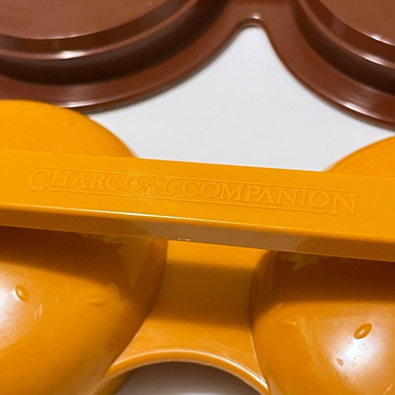 Charcoal Companion Double Hamburger Press Mold 2005 Burger 4.5 Circular Patties gallery