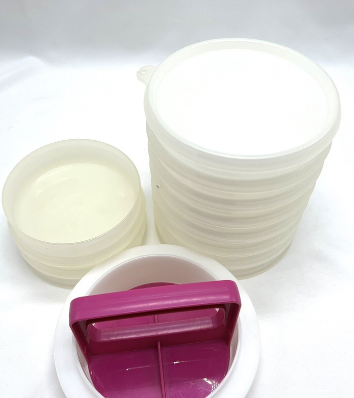 VTG Tupperware Hamburger Patty Press 3 #882 & 7 #1927 Keepers 1Lid & 1 Press USA gallery