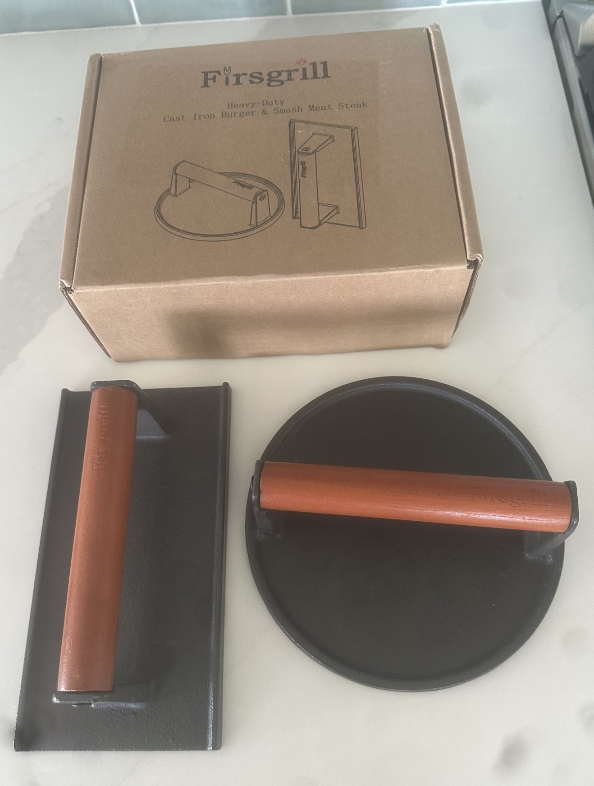 Firsgrill Burger Presses. Round Heavy-Duty Cast Iron Smash Meat Steak. New. gallery