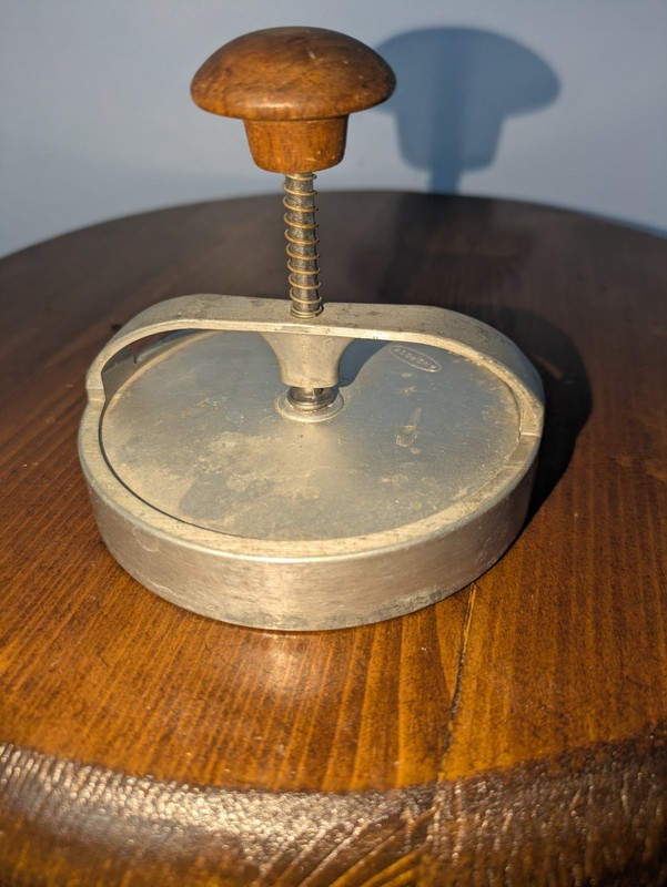 Vintage Androck Aluminum Hamburger Press Pat. No. RE-24935 Confirmed Mid-century gallery