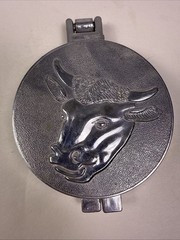 Vintage Farmhouse Cow Metal Hamburger Patty Press Embossed Kitchen Tool. Taiwan
