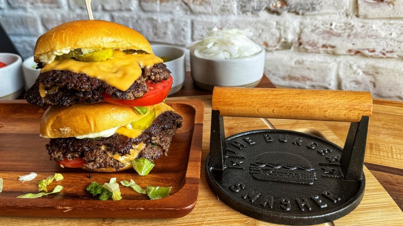 ™ Pre-Seasoned Heavy Duty Cast Iron Smash Burger Press Kit - Heat Resistant B... gallery