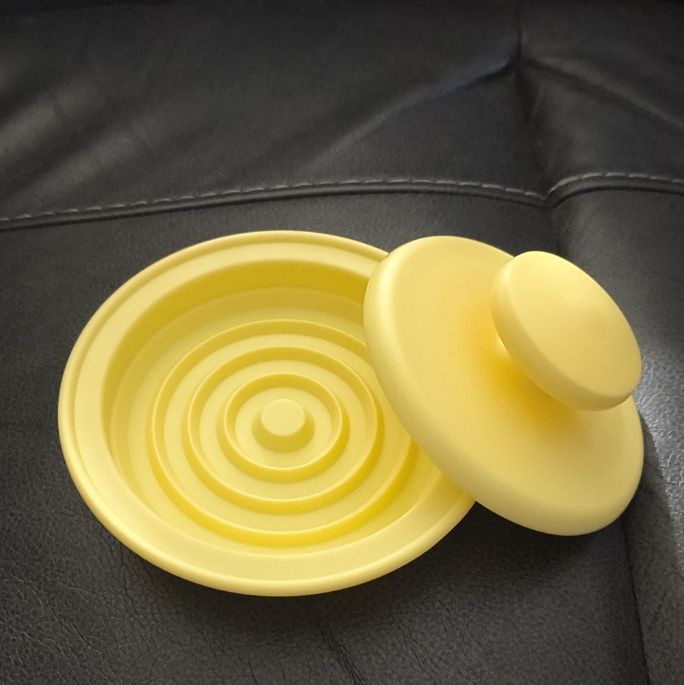 Vtg Robinson’s Burger Press Meat Tastee Rings Foley Alabama USA Yellow