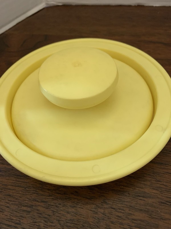 Vtg Robinson’s Burger Press Meat Tastee Rings Foley Alabama USA Yellow gallery