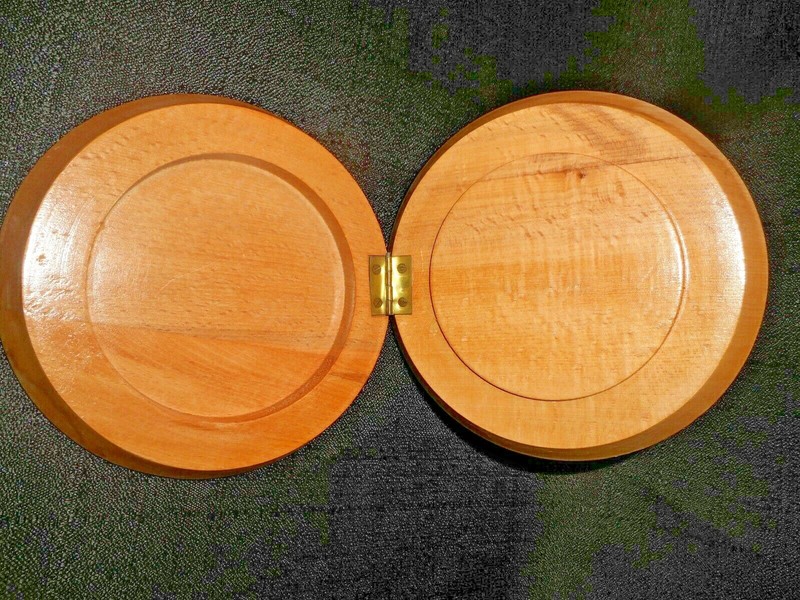 TRANSCO Round Wooden Hamburger Press Roosters Fighting Hanging Hinged MCM Japan gallery