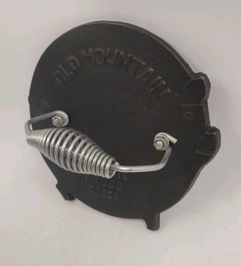 Old Mountain 7" dia. Cast Iron Chubby Pig Shape Bacon Press / Grill Press NICE gallery