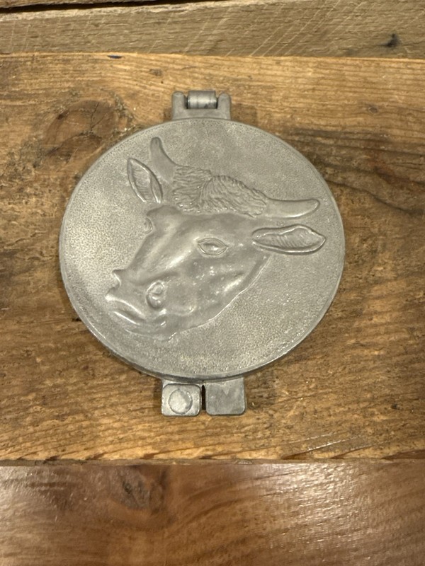 Metal Single Burger Press Cow Design Medium 6in Dishwasher Safe Silver Vintage gallery