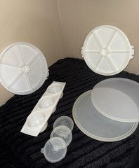 Tupperware White Plastic Large 7-Hole Burger Press Single Dishwasher Safe