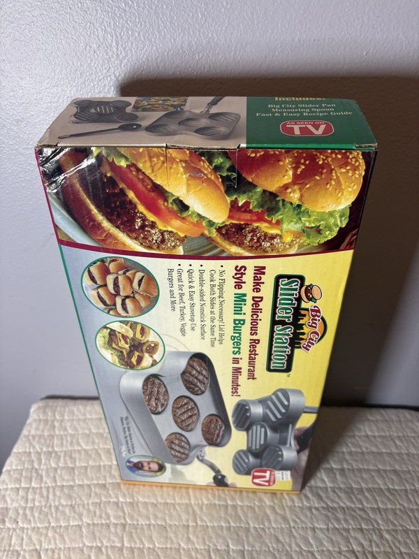 Big City Slider Station Cookware Grill Press Makes 5 Mini Burgers New gallery