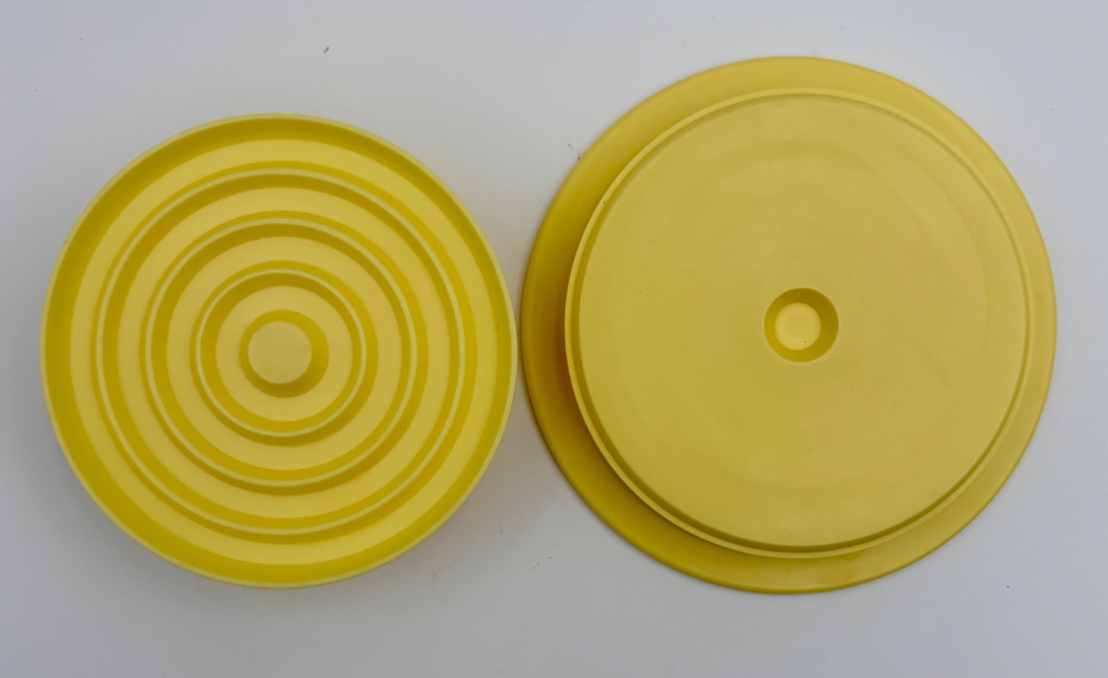 Vtg Robinson’s Burger Press #36535 Meat Tastee Rings Foley Alabama USA Yellow gallery