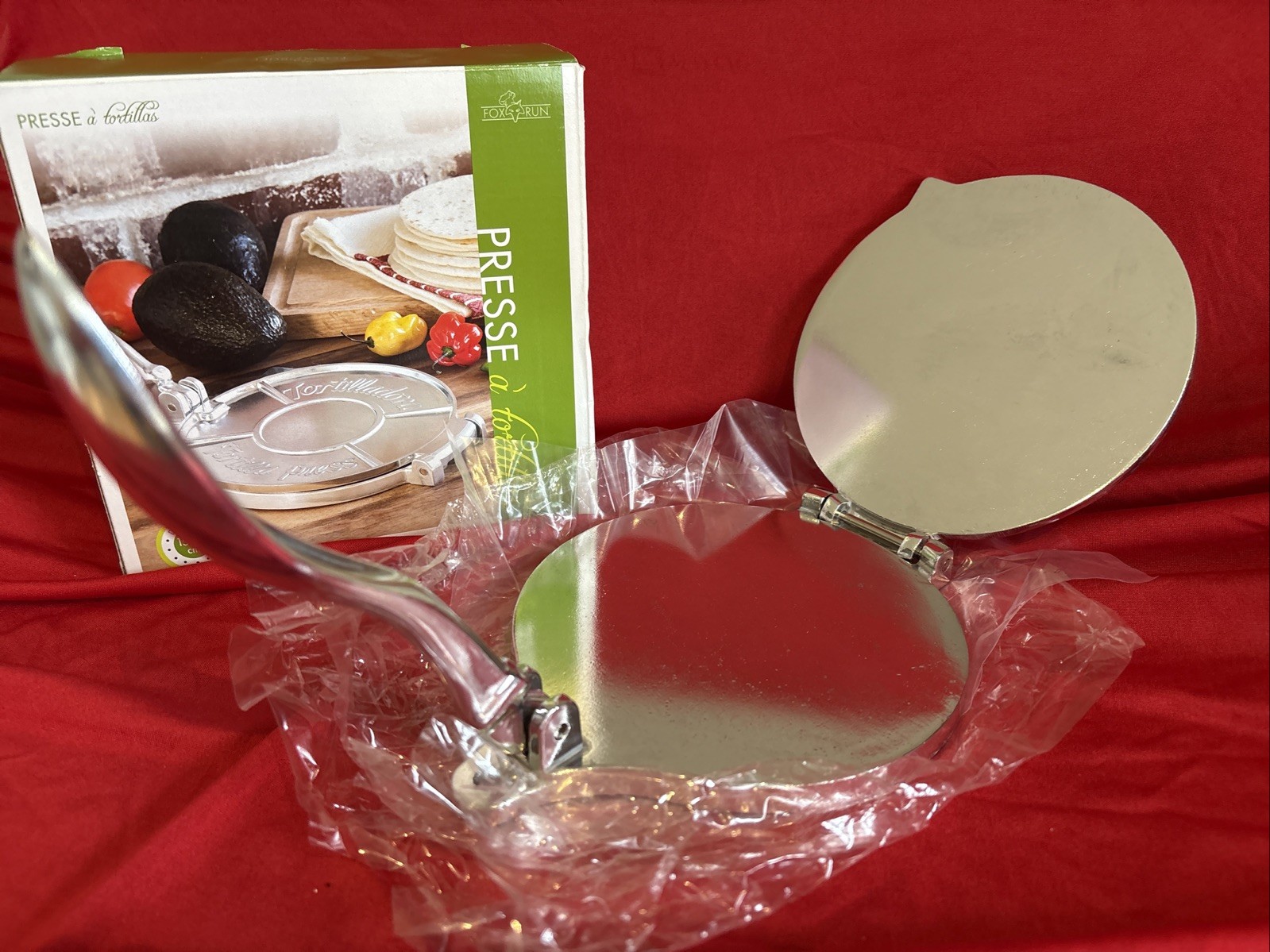 FOX RUN TORTILLA PRESS NEW IN BOX & PLASTIC gallery