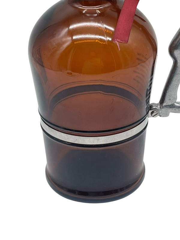 Beamer's 25 American Burger House 2L Amber Glass Growler Swing Top Metal Handle gallery